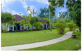 Hotel Seclude Kerala, Marari Sands Mararikulam Exterior photo