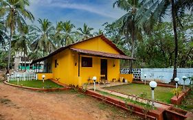 Vinsons Cottages Colva Exterior photo