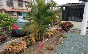 Villa María Guest House Guayaquil Exterior photo