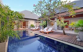 The Wolas Villas Seminyak Exterior photo