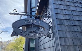 Crew'S Quarters Boarding House - Caters To Men Hotel Provincetown Exterior photo