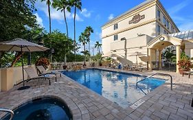 Bayfront Inn 5Th Avenue North North Naples Exterior photo