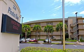 Hotel Pirates Bay Guest Chambers And Marina Fort Walton Beach Exterior photo