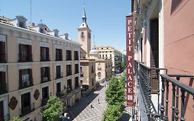 Petit Palace Arenal Hotel Madrid Exterior photo