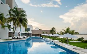 Real Inn Cancún Exterior photo