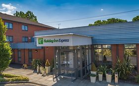 Holiday Inn Express Preston South, An Ihg Hotel Exterior photo