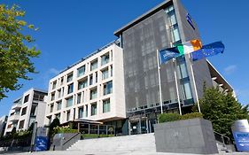 Hotel Hilton Dublin Kilmainham Exterior photo