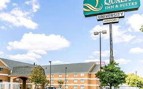 Quality Inn & Suites University/Airport Louisville Exterior photo