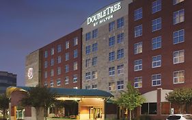 Hotel Doubletree By Hilton Dallas-Farmers Branch Exterior photo