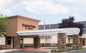 Hotel Doubletree By Hilton Cleveland - Westlake Exterior photo