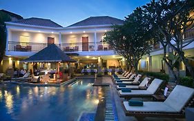 Hotel The Niche Bali Legian Exterior photo
