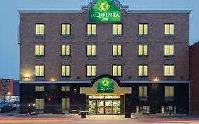 La Quinta Inn By Wyndham Queens Nueva York Exterior photo