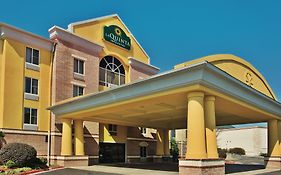 Hotel La Quinta By Wyndham Hot Springs Exterior photo