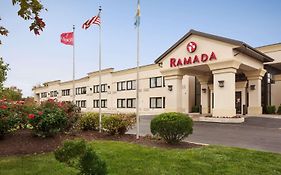 Hotel Ramada By Wyndham Newark/Wilmington Exterior photo