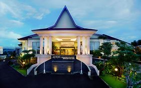 Aston Tanjung Pinang Hotel&centro de conferencias Exterior photo
