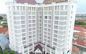 Grand Darmo Suite By Amithya Surabaya Exterior photo