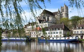 Hotel Le Maxime - Best Western Signature Collection Auxerre Exterior photo