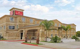 Hotel Ramada By Wyndham South Waco Hewitt Exterior photo