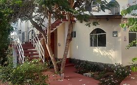 The Finch House  Villa Puerto Ayora  Exterior photo