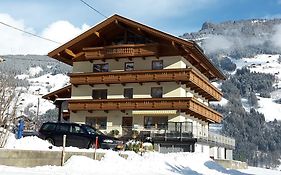 Hotel Landhaus Tipotsch Schwendau Exterior photo