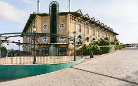 Hotel Silken Villa de La Guardia Exterior photo