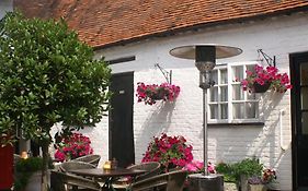 The Saracens Head Inn Amersham Exterior photo