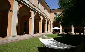 Student'S Hostel Della Ghiara Reggio Emilia Exterior photo