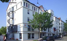 Hotel Acora Karlsruhe Zentrum Living The City Exterior photo