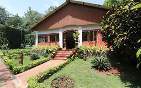 Hotel Zeenath Taj Gardens Yelagiri Exterior photo