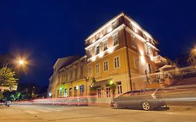 Hotel Scaletta Pula Exterior photo