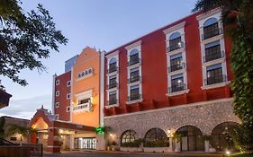 Holiday Inn Mérida Exterior photo