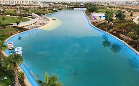 Damac Hills 2 Retreat- Tranquil Luxe, Beyond City With Waterpark Dubái Exterior photo