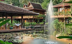 Angkor Village Hotel - Small Luxury Hotels Of The World Ciudad de Siem Riep Exterior photo