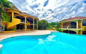 Seaside Montego Bay Villa Exterior photo