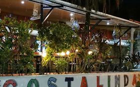 Costa Linda Art Hostel Manuel Antonio Exterior photo