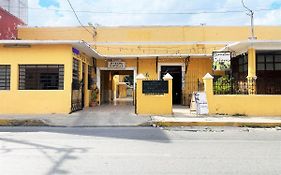 Hotel OYO Posada Espinosa Mérida Exterior photo