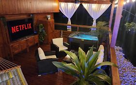 Palm'S Luxury Suite With Private Jacuzzi Aguada Exterior photo