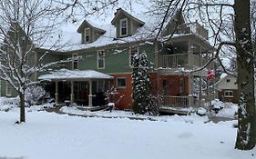 The Red Coat Bed and Breakfast Niagara-on-the-Lake Exterior photo