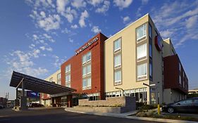 Springhill Suites By Marriott Columbus Osu Exterior photo