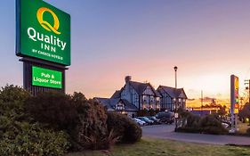 Quality Inn Waddling Dog Saanichton Exterior photo