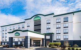 Hotel Wingate By Wyndham Atlanta-Duluth Exterior photo