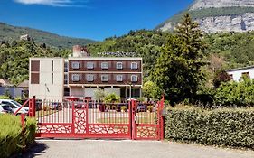 Hotel Les Trois Roses, Meylan Grenoble The Originals Boutique Exterior photo