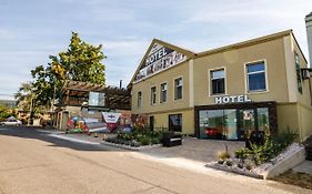 Hotel Kocanda Decin Exterior photo