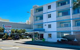 Polynesian Oceanfront Hotel Myrtle Beach Exterior photo