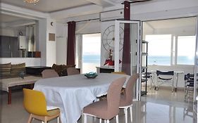 Apartamento Confortables Location Familiale Vue Sur Mer A Sidj Fredj Staoueli Exterior photo