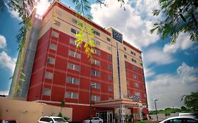 Hotel Four Points By Sheraton Queretaro Norte Exterior photo