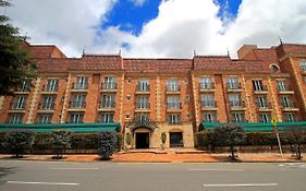 Hotel Estelar Windsor House – All Suites Bogotá Exterior photo