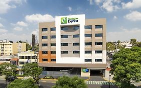 Holiday Inn Express - Mexico Basilica, an IHG Hotel Exterior photo