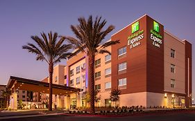 Holiday Inn Express & Suites - Moreno Valley - Riverside By Ihg Exterior photo