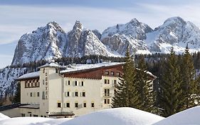 B&B Hotel Passo Tre Croci Cortina Cortina dʼAmpezzo Exterior photo